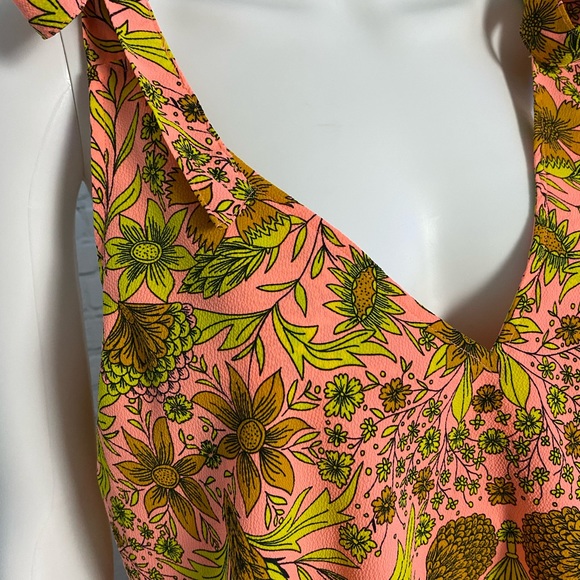 H&M FLORAL CREPE WOVEN FABRIC SHORT JUMPSUIT - Picture 5 of 12